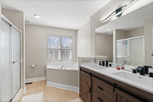 7010 Barleyfield Drive, Harrison, TN 37341