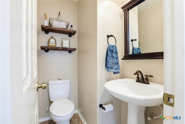 518 Bandera Circle, New Braunfels, TX 78130