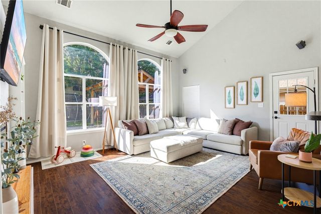 518 Bandera Circle, New Braunfels, TX 78130