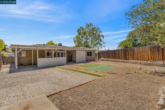 3411 Clayburn Rd, Antioch, CA 94509
