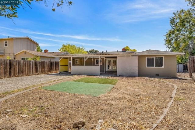 3411 Clayburn Rd, Antioch, CA 94509