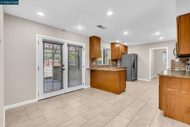 3411 Clayburn Rd, Antioch, CA 94509