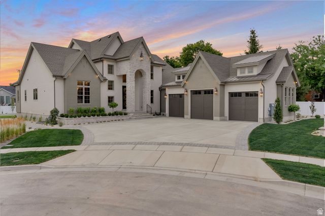 646 W HIDDEN FARM DR, Farmington, UT 84025
