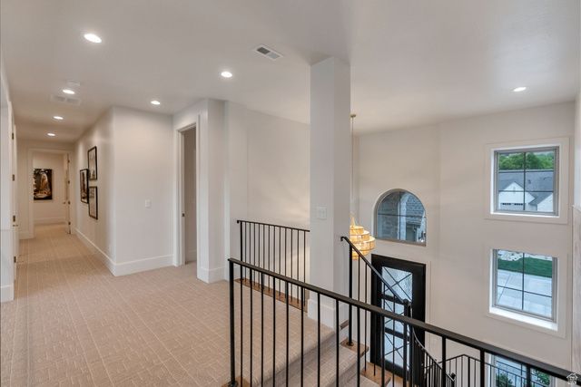 646 W HIDDEN FARM DR, Farmington, UT 84025