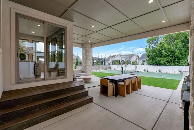 646 W HIDDEN FARM DR, Farmington, UT 84025