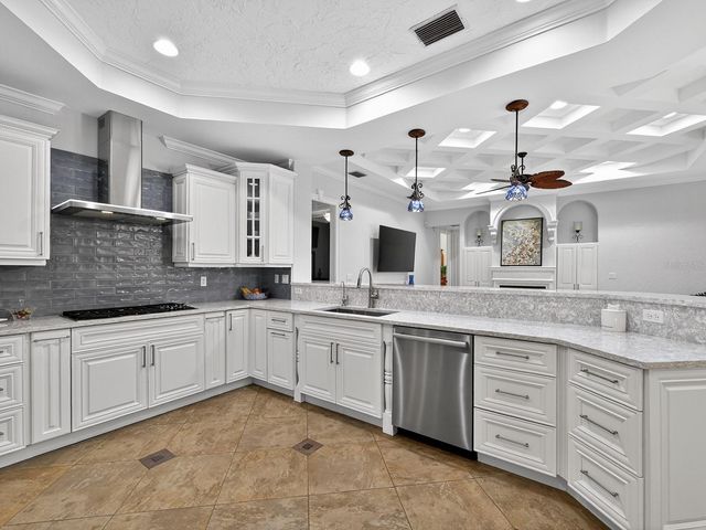 17001 DEER PRAIRIE DRIVE, Sarasota, FL 34240