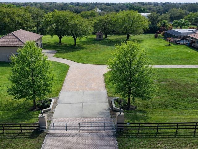 17001 DEER PRAIRIE DRIVE, Sarasota, FL 34240