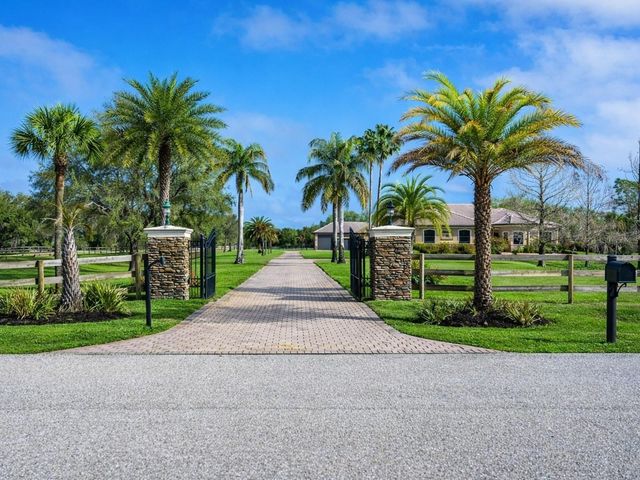 17001 DEER PRAIRIE DRIVE, Sarasota, FL 34240
