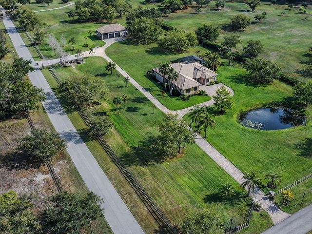 17001 DEER PRAIRIE DRIVE, Sarasota, FL 34240