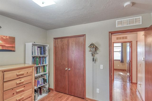 2200 SE 8th Street, Moore, OK 73160