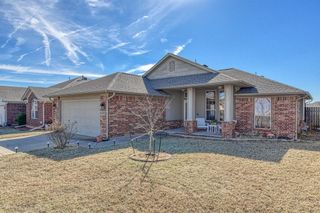 2200 SE 8th Street, Moore, OK 73160