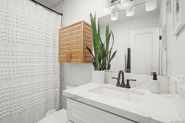 2380 Hosp Way 139, Carlsbad, CA 92008