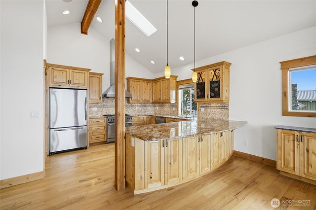 895 Rocky Point Drive, Camano Island, WA 98282