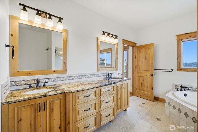 895 Rocky Point Drive, Camano Island, WA 98282