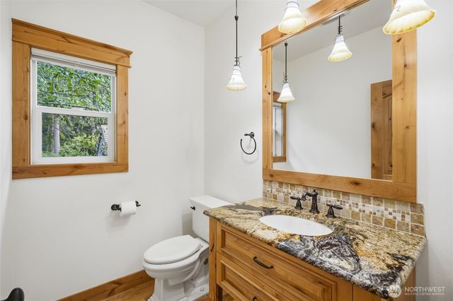 895 Rocky Point Drive, Camano Island, WA 98282