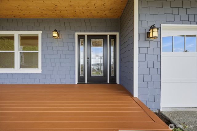 895 Rocky Point Drive, Camano Island, WA 98282