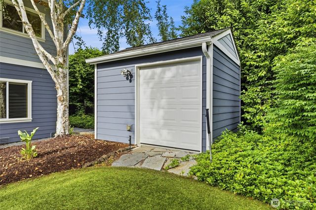 895 Rocky Point Drive, Camano Island, WA 98282