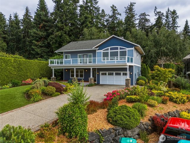 895 Rocky Point Drive, Camano Island, WA 98282