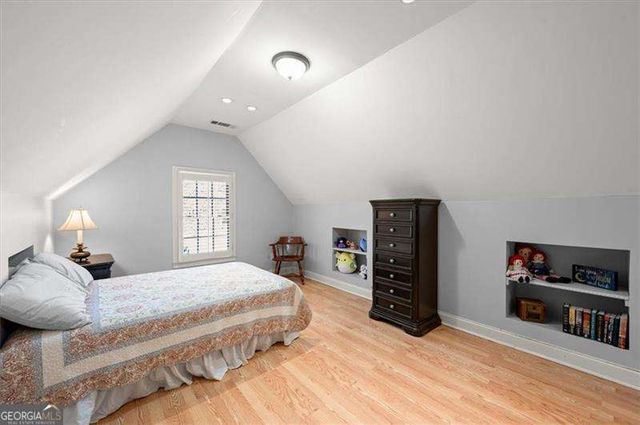 1003 Meadow Brook Drive, Woodstock, GA 30188