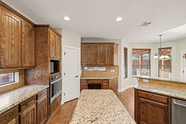 221 Chapel Hill Drive, Prosper, TX 75078