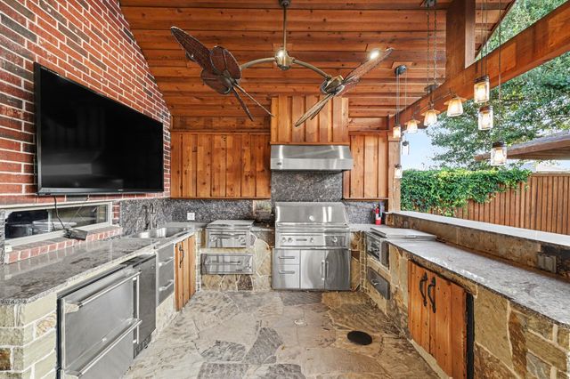 221 Chapel Hill Drive, Prosper, TX 75078