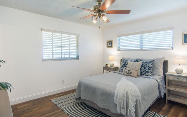 542 59TH WAY S, St Petersburg, FL 33707