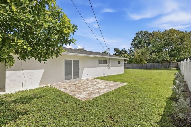 542 59TH WAY S, St Petersburg, FL 33707
