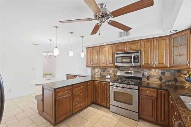542 59TH WAY S, St Petersburg, FL 33707