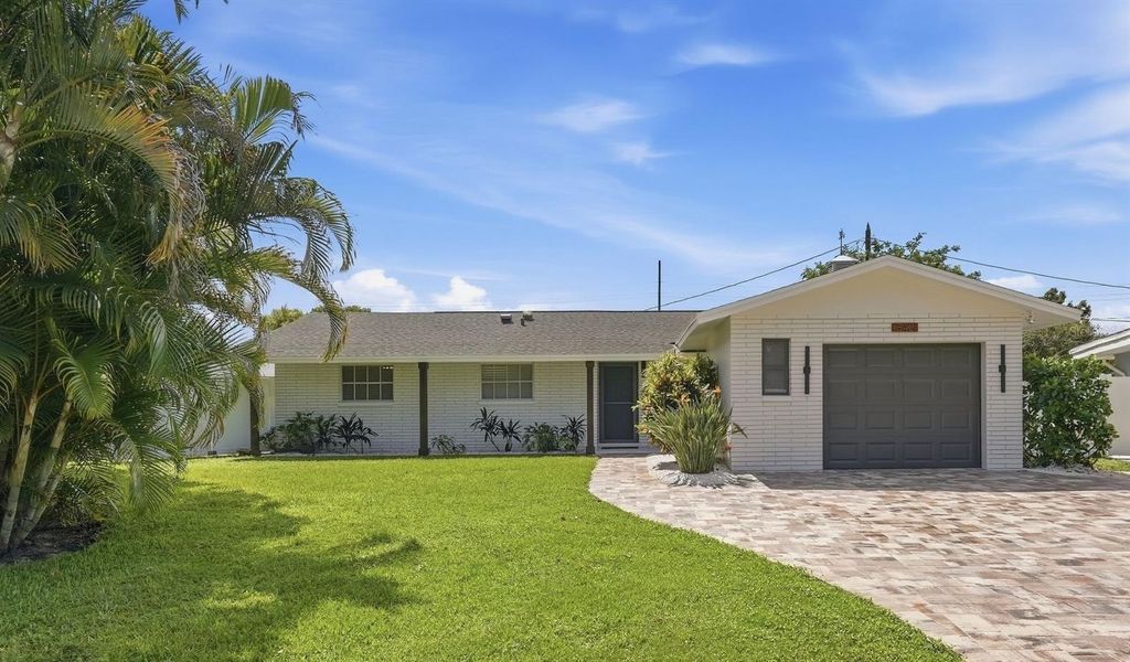 542 59TH WAY S, St Petersburg, FL 33707