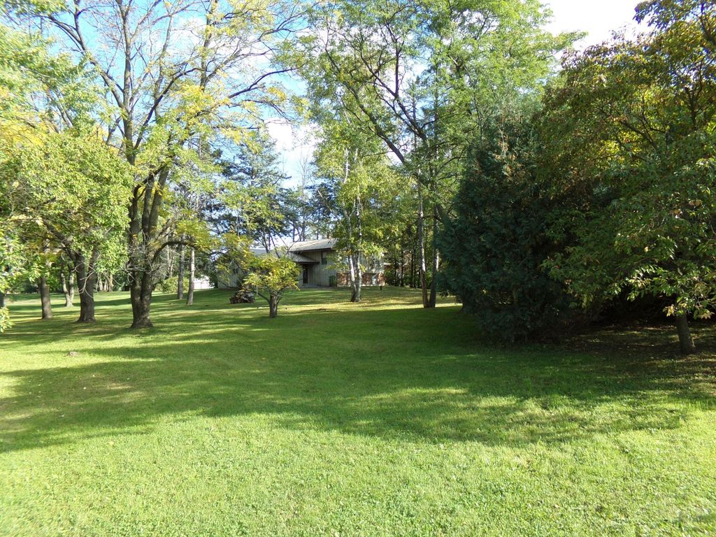 18323 Elmcrest Avenue N, Forest Lake, MN 55025 — photo 2