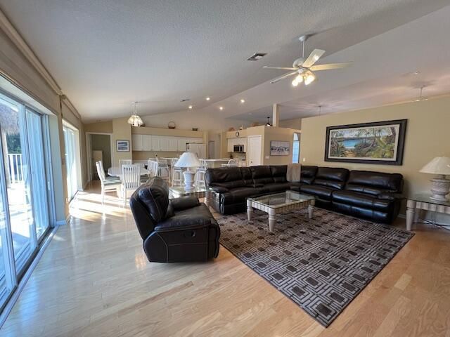 1299 Morse Boulevard, Singer Island, FL 33404