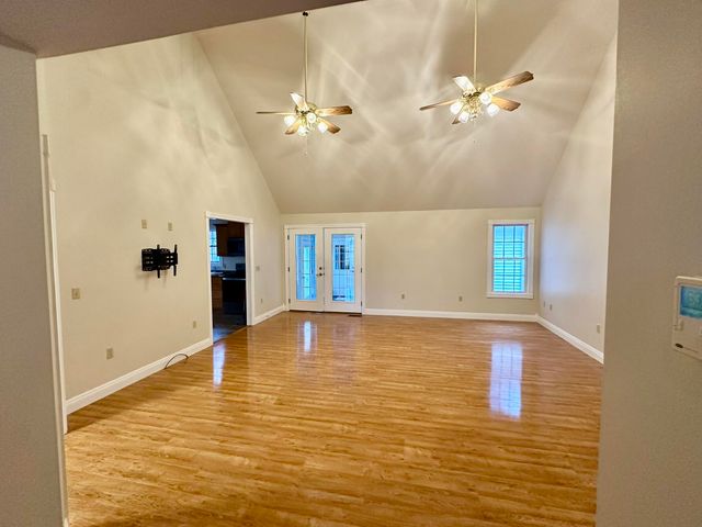 260 KY Hwy 643, Waynesburg, KY 40489