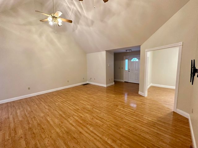 260 KY Hwy 643, Waynesburg, KY 40489