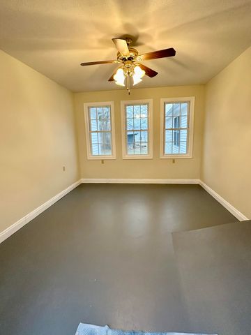 260 KY Hwy 643, Waynesburg, KY 40489