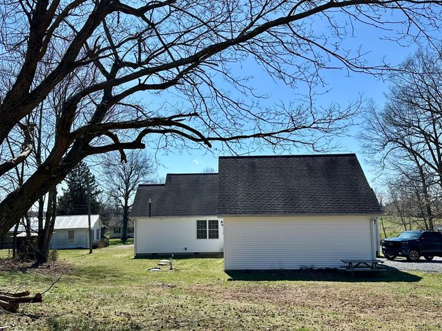 260 KY Hwy 643, Waynesburg, KY 40489