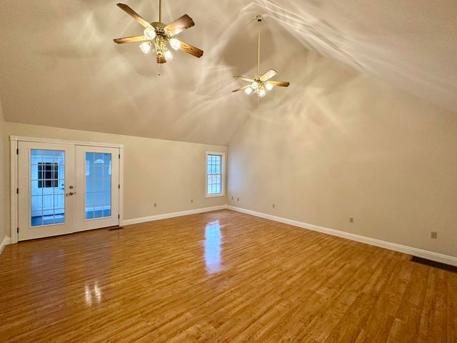 260 KY Hwy 643, Waynesburg, KY 40489