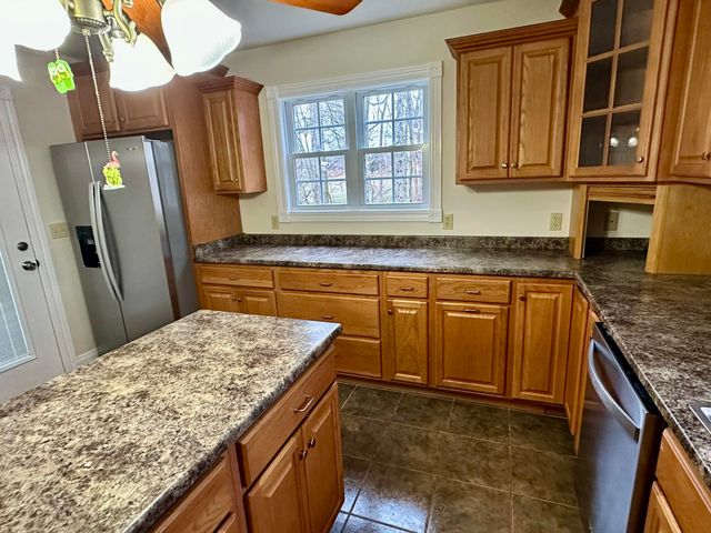 260 KY Hwy 643, Waynesburg, KY 40489