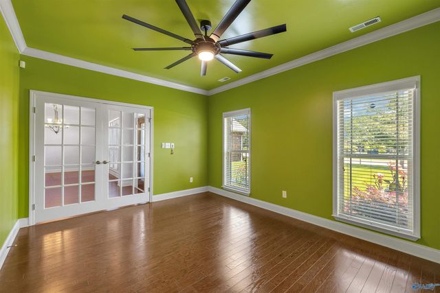 2516 Caldwell Park Court SE, Owens Cross Roads, AL 35763