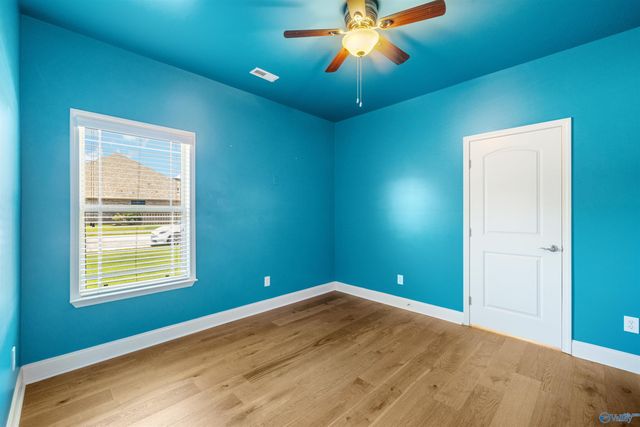 2516 Caldwell Park Court SE, Owens Cross Roads, AL 35763
