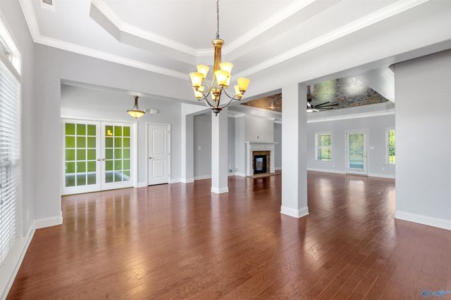 2516 Caldwell Park Court SE, Owens Cross Roads, AL 35763