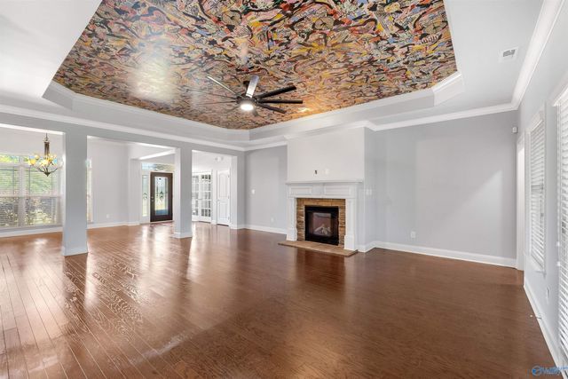 2516 Caldwell Park Court SE, Owens Cross Roads, AL 35763