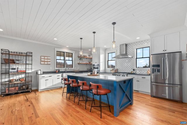 5797 ADVANCE MILLS RD, Advance Mills, VA 22968