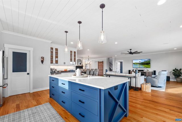 5797 ADVANCE MILLS RD, Advance Mills, VA 22968