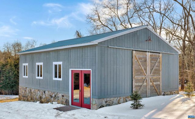 5797 ADVANCE MILLS RD, Advance Mills, VA 22968