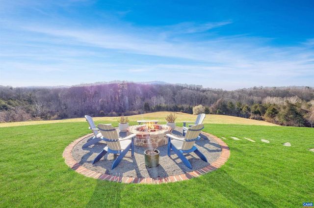 5797 ADVANCE MILLS RD, Advance Mills, VA 22968