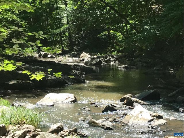 5797 ADVANCE MILLS RD, Advance Mills, VA 22968