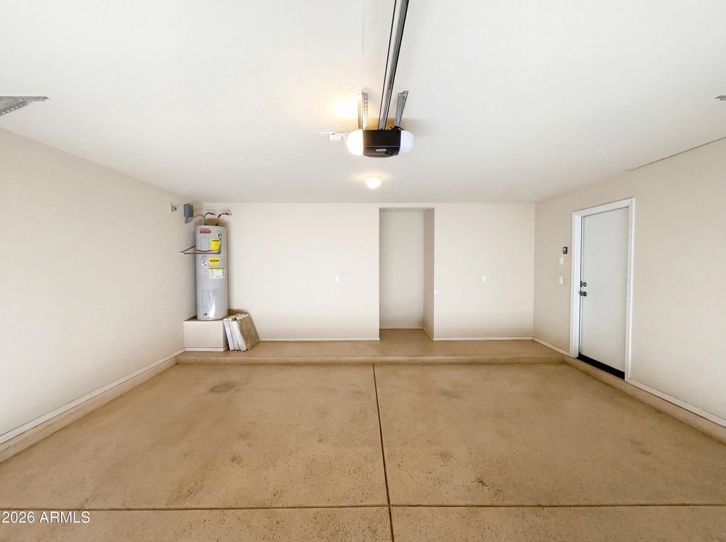 Image 10 of property listing at 25202 W JACKSON Avenue, Buckeye, AZ 85326