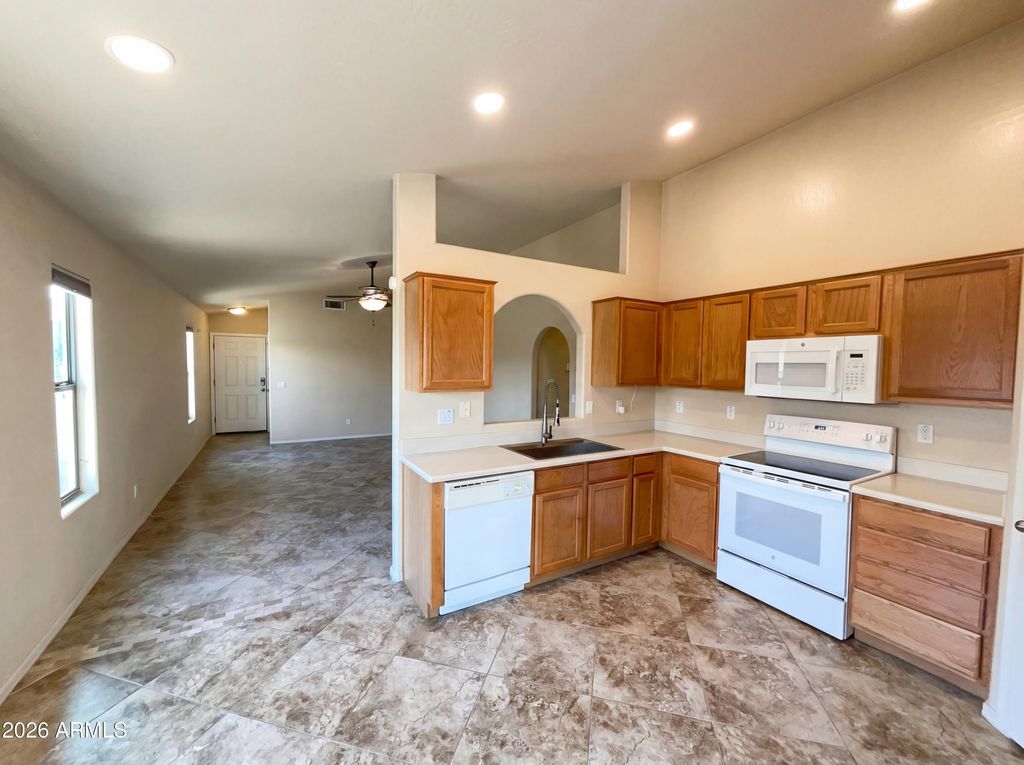 Image 9 of property listing at 25202 W JACKSON Avenue, Buckeye, AZ 85326