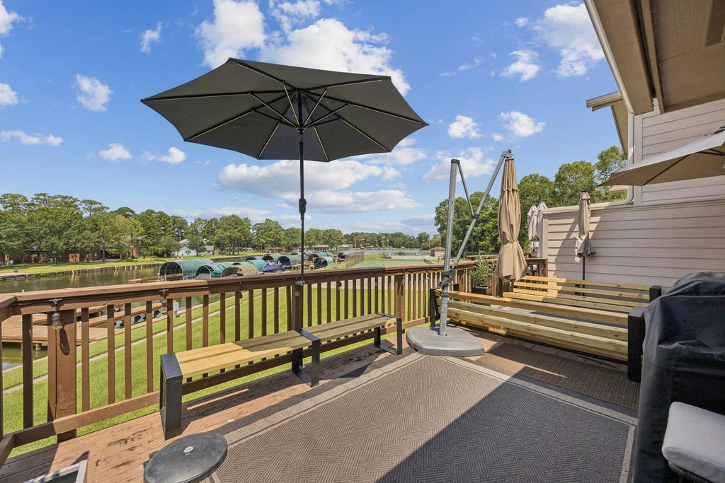 500 River Road 106, Montgomery, TX 77356