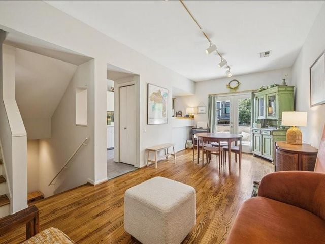 1369 Arlington Street 1369, Houston, TX 77008